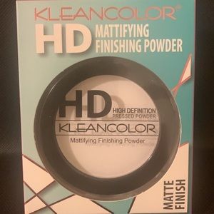 Kleancolor HD mattifying finishing powder brand new